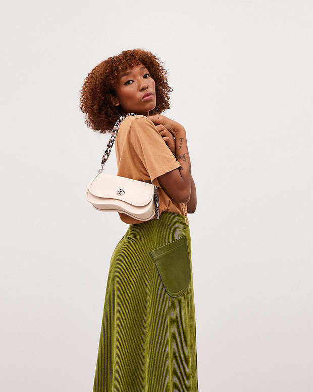 Wavy Dinky Bag In Coachtopia Leather Cloud Cloud