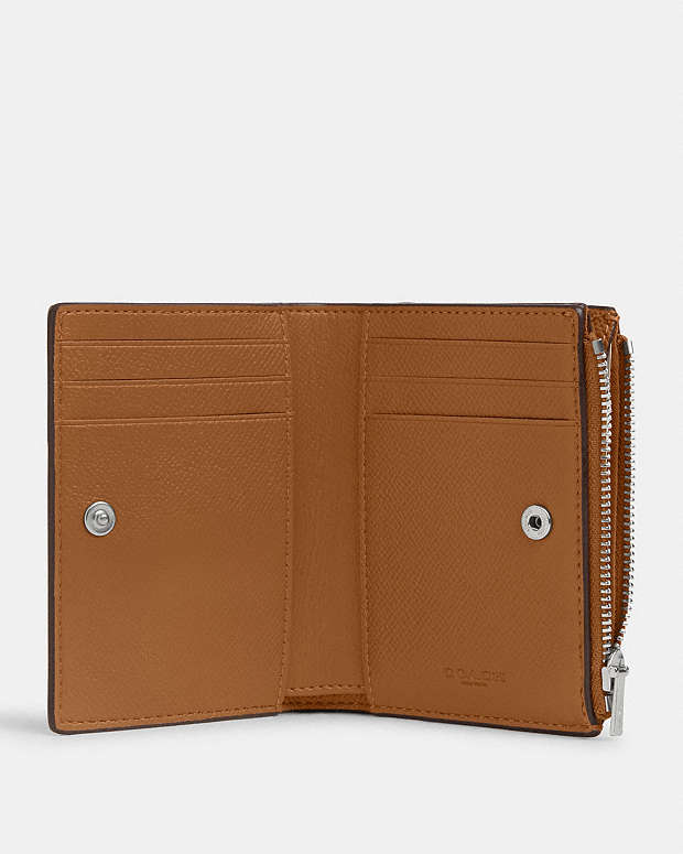 Bifold Wallet Crossgrain Leather-Silver-Light Saddle Crossgrain Leather-Silver-Light Saddle