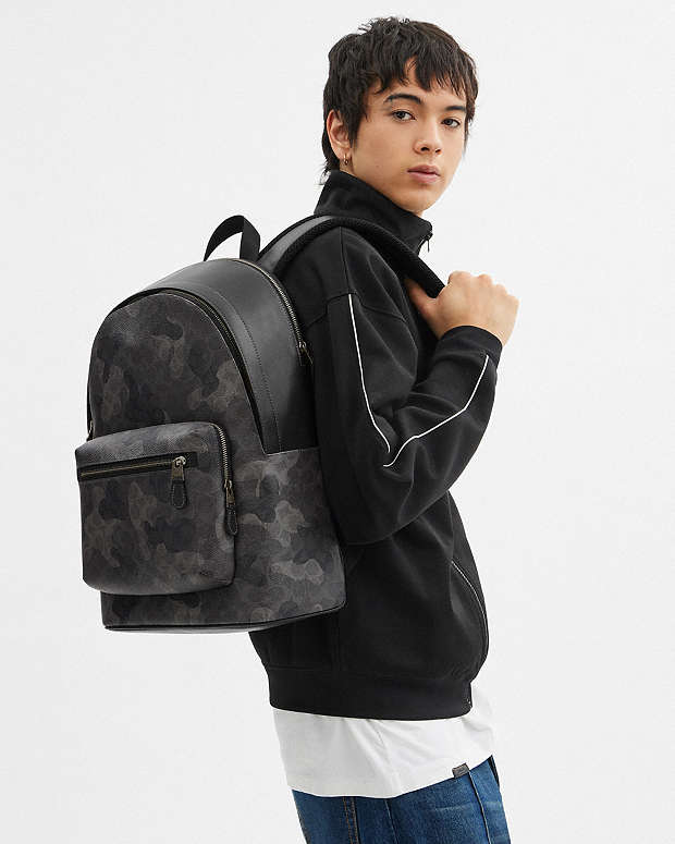 West Backpack In Signature Camo Print Signature Canvas-Gunmetal-Grey Multi Signature Canvas-Gunmetal-Grey Multi