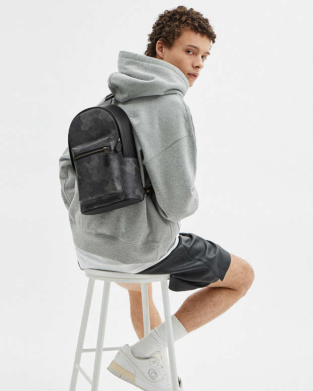 West Pack In Signature Camo Print Signature Canvas-Gunmetal-Grey Multi Signature Canvas-Gunmetal-Grey Multi