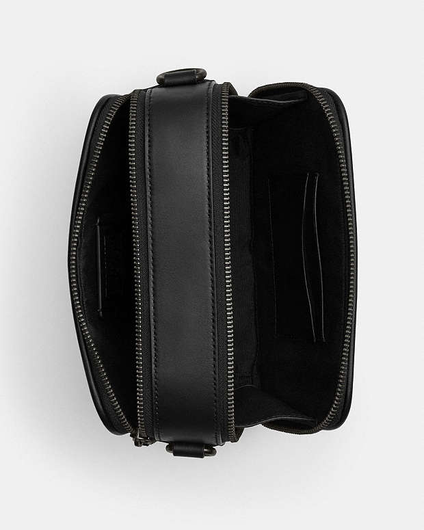 Wyatt Crossbody Bag In Signature Canvas Signature Canvas-Gunmetal-Charcoal-Black Signature Canvas-Gunmetal-Charcoal-Black