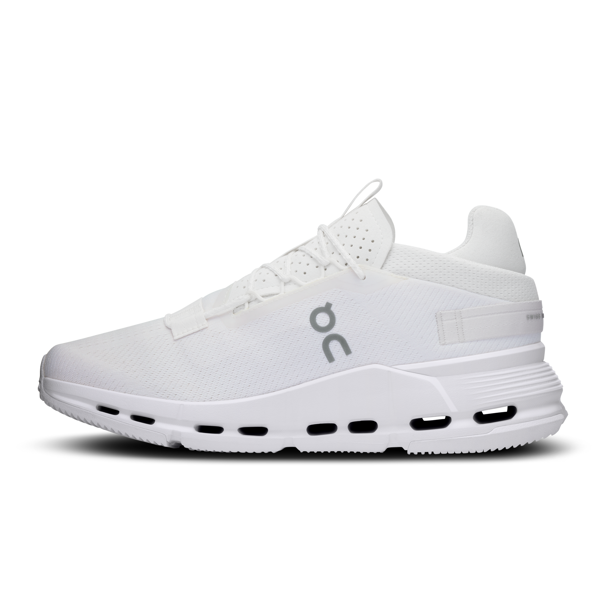 On Cloudnova 2 All White