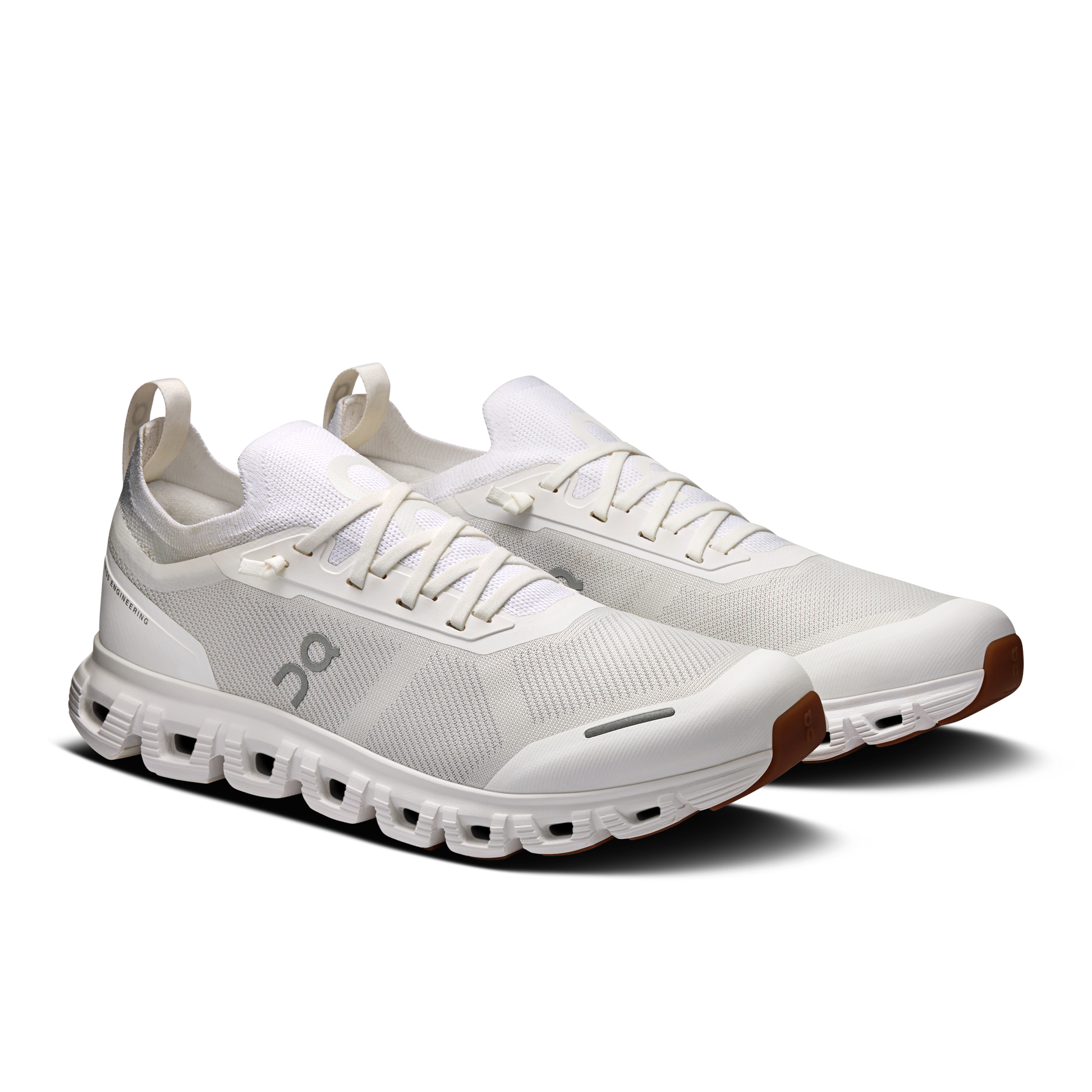 On Cloud 6 Versa White White