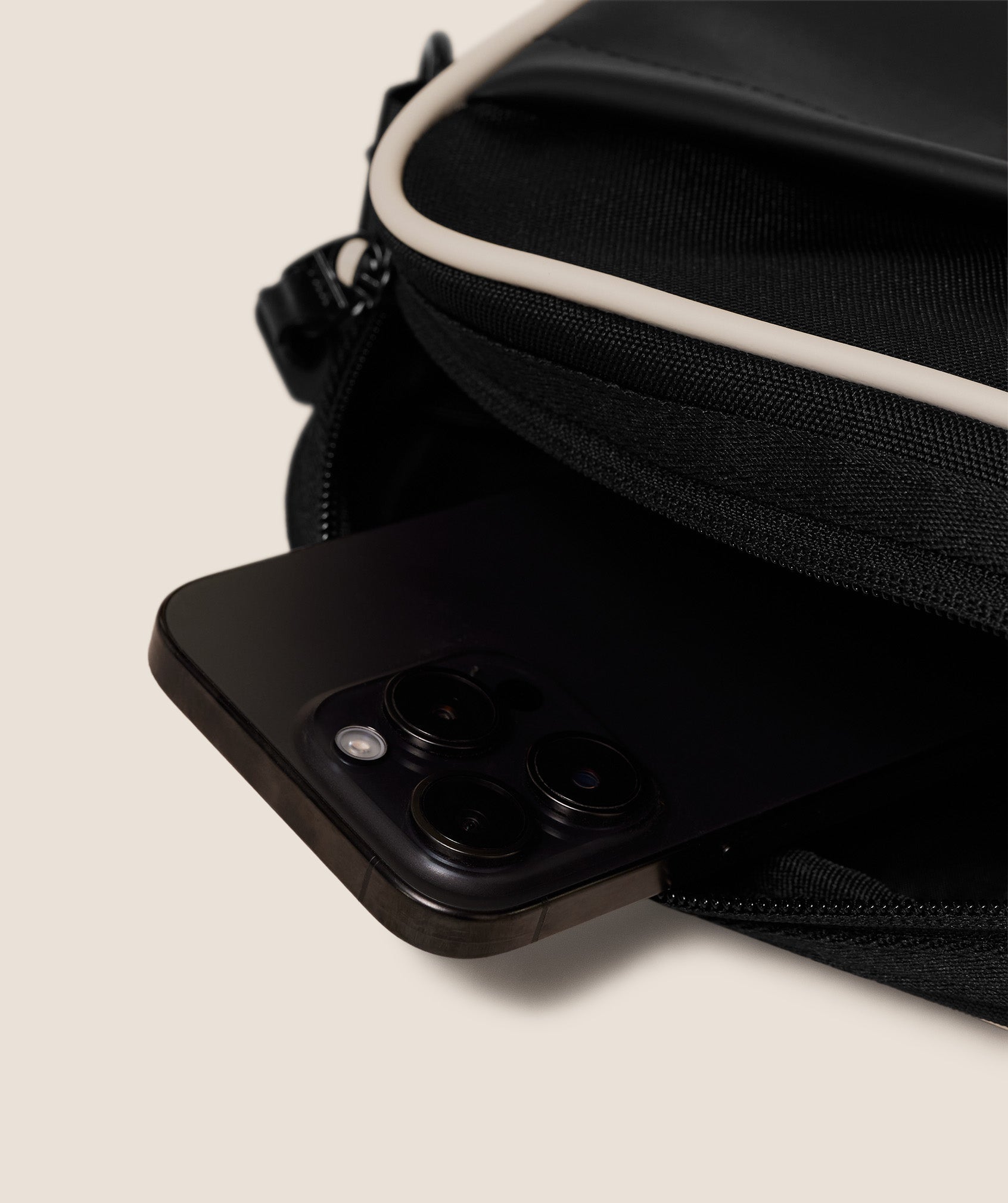 Women's Gymshark Everyday Camera Bag Black