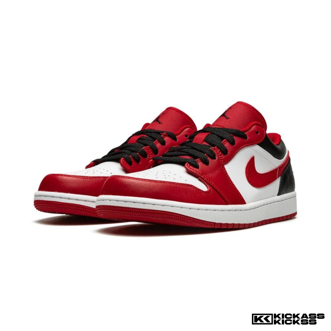 Jordan 1 Low Bulls