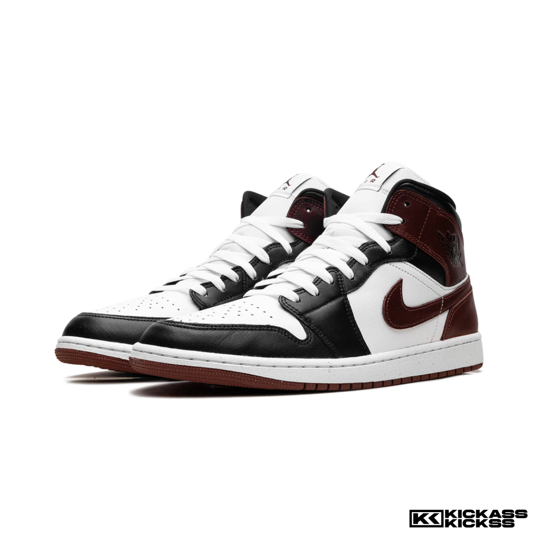 Jordan 1 Mid SE Dark Pony