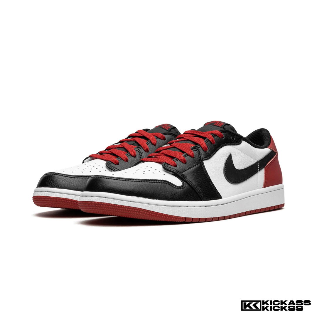 Jordan 1 Retro Low OG Black Toe (2023)