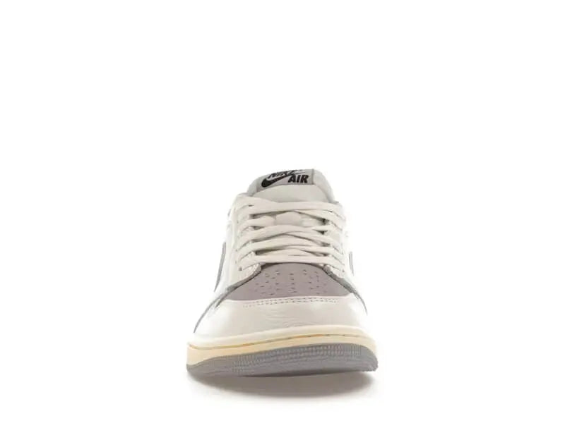 Jordan 1 Retro Low OG Atmosphere Grey
