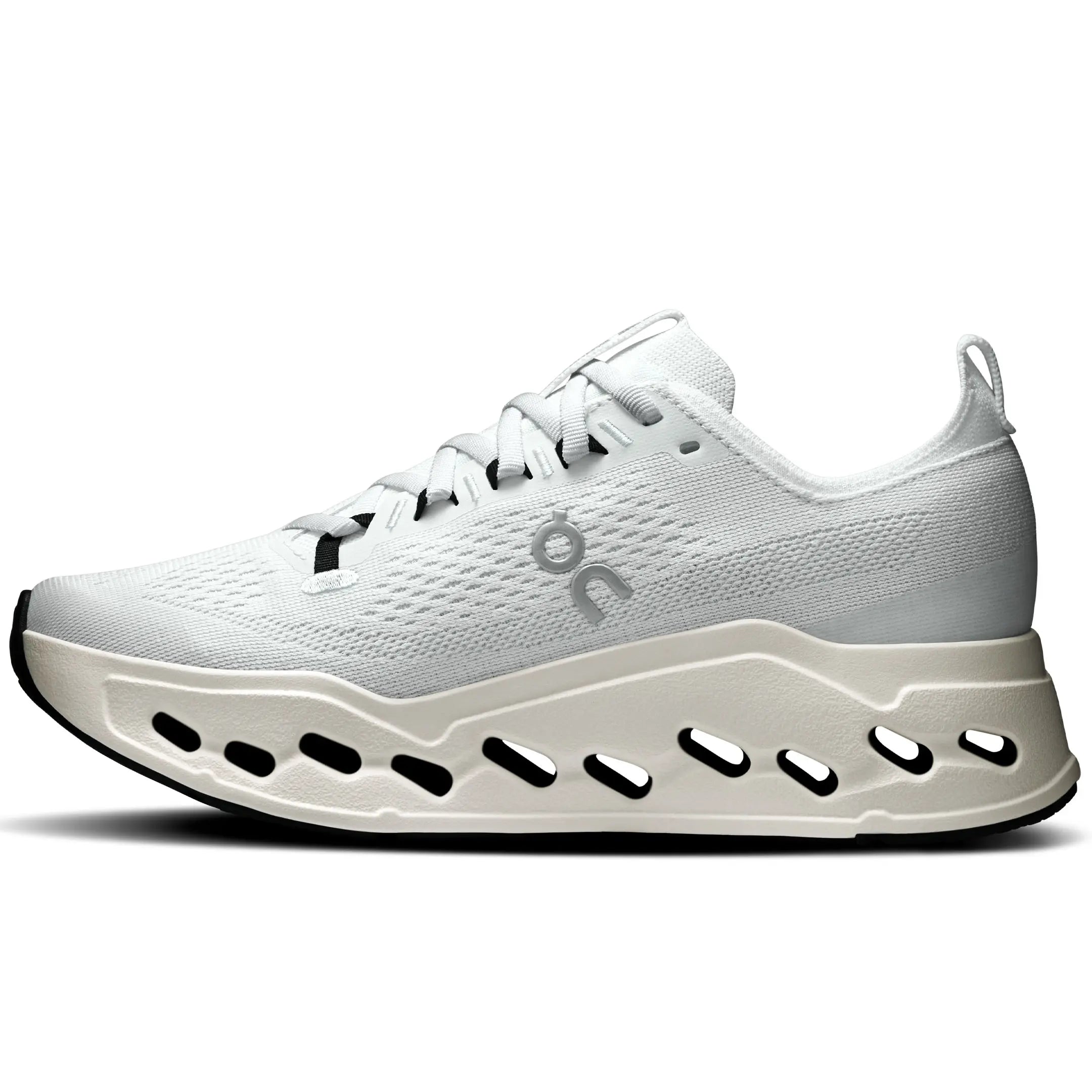 On Running Cloudsurfer Max White