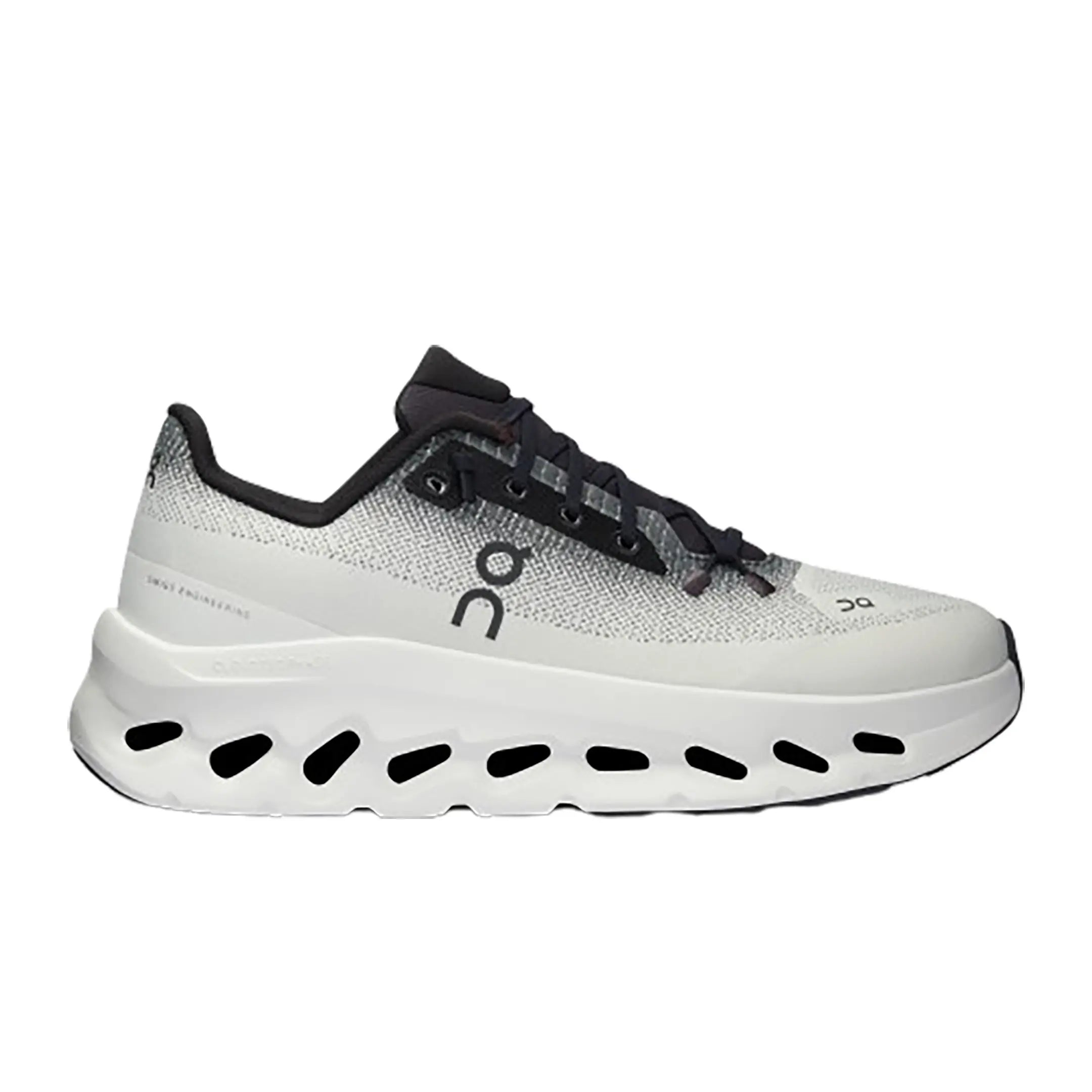 On Running Cloudtilt Black Ivory (Women's)