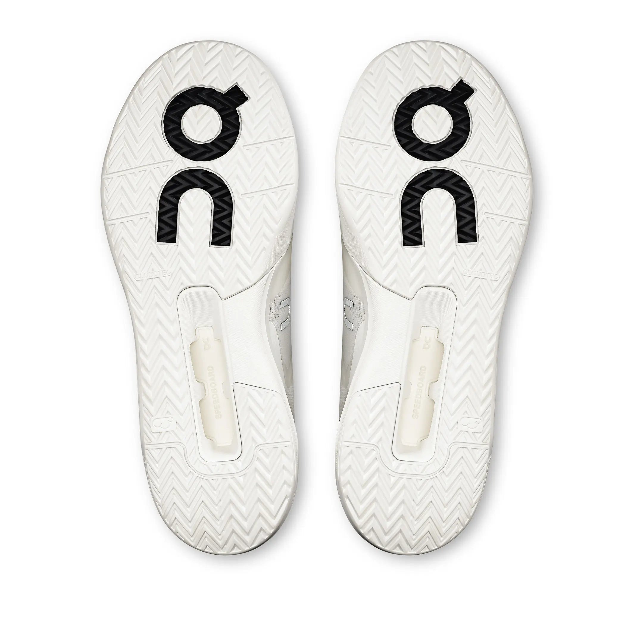 On The Roger Advantage Pro All White