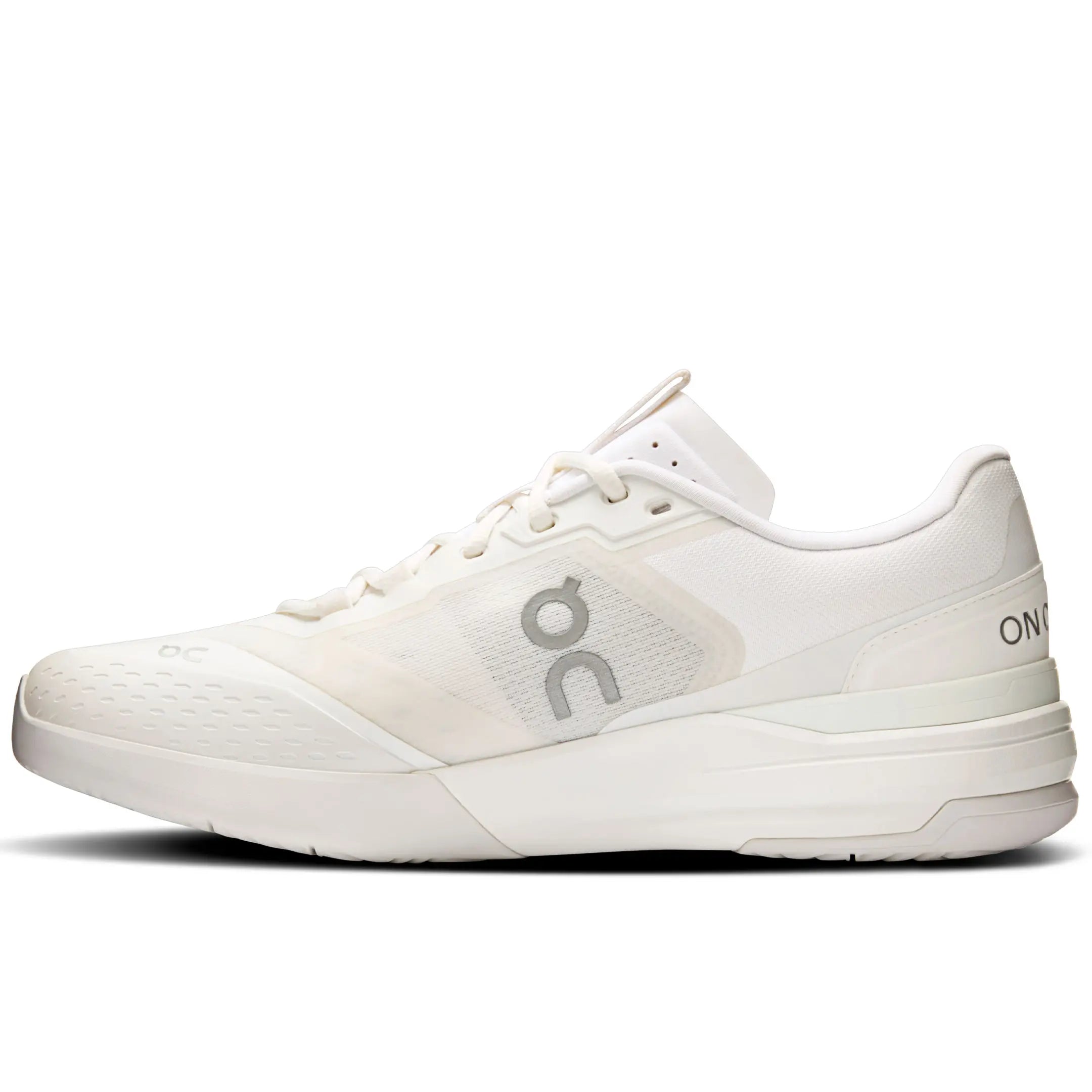 On The Roger Advantage Pro All White