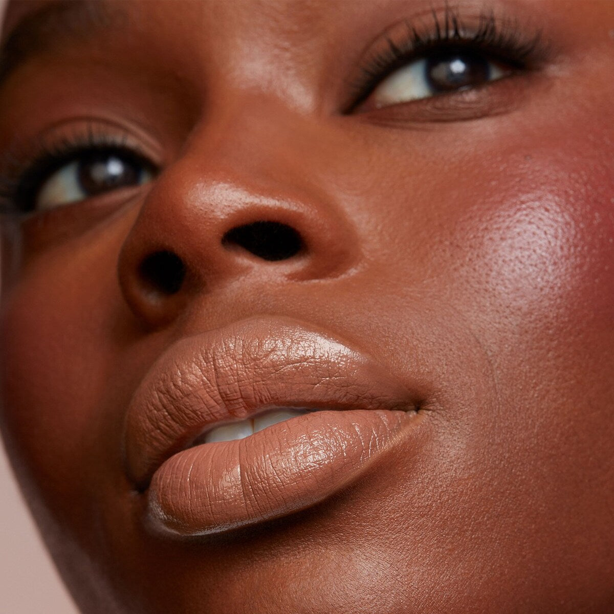 #color_she's-independent