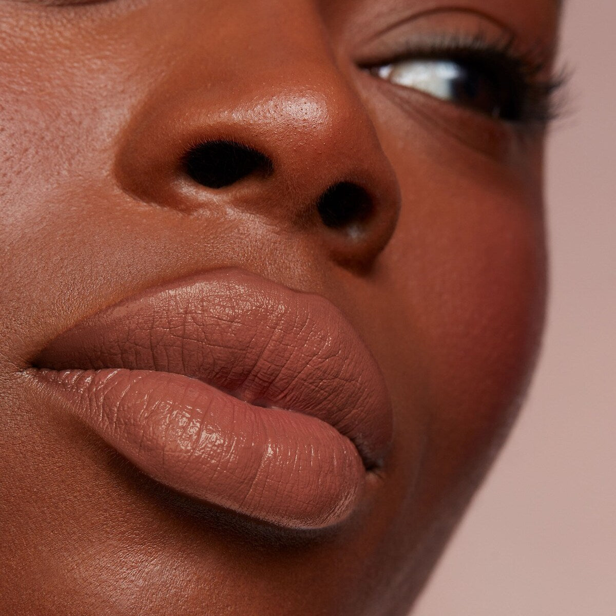 #color_she's-confident