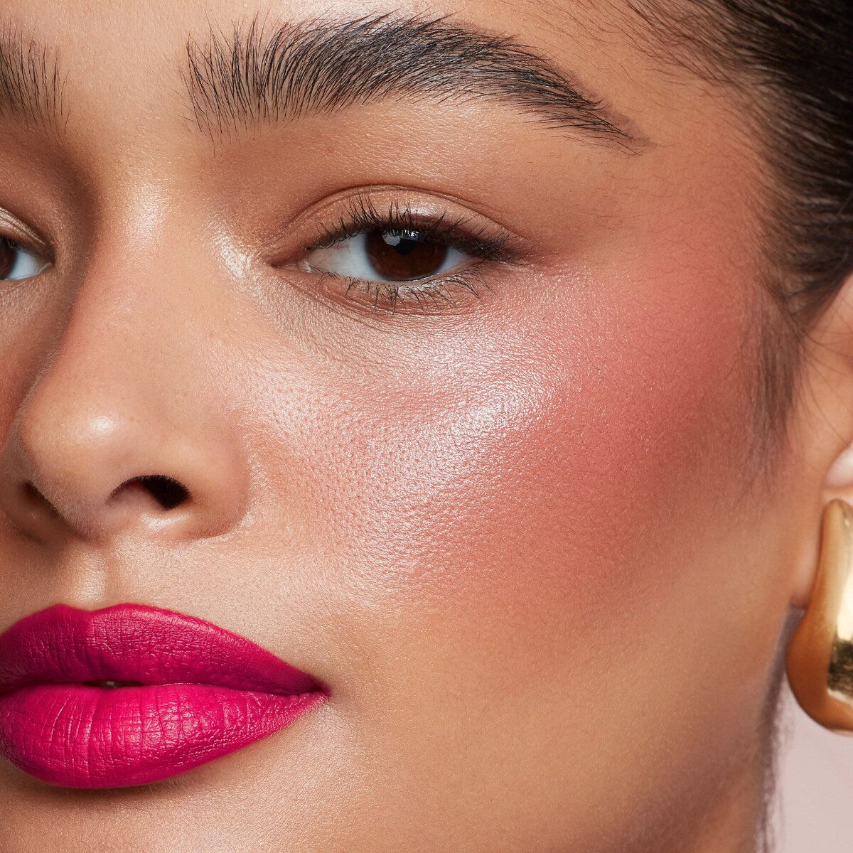 #color_she's-hard-to-get