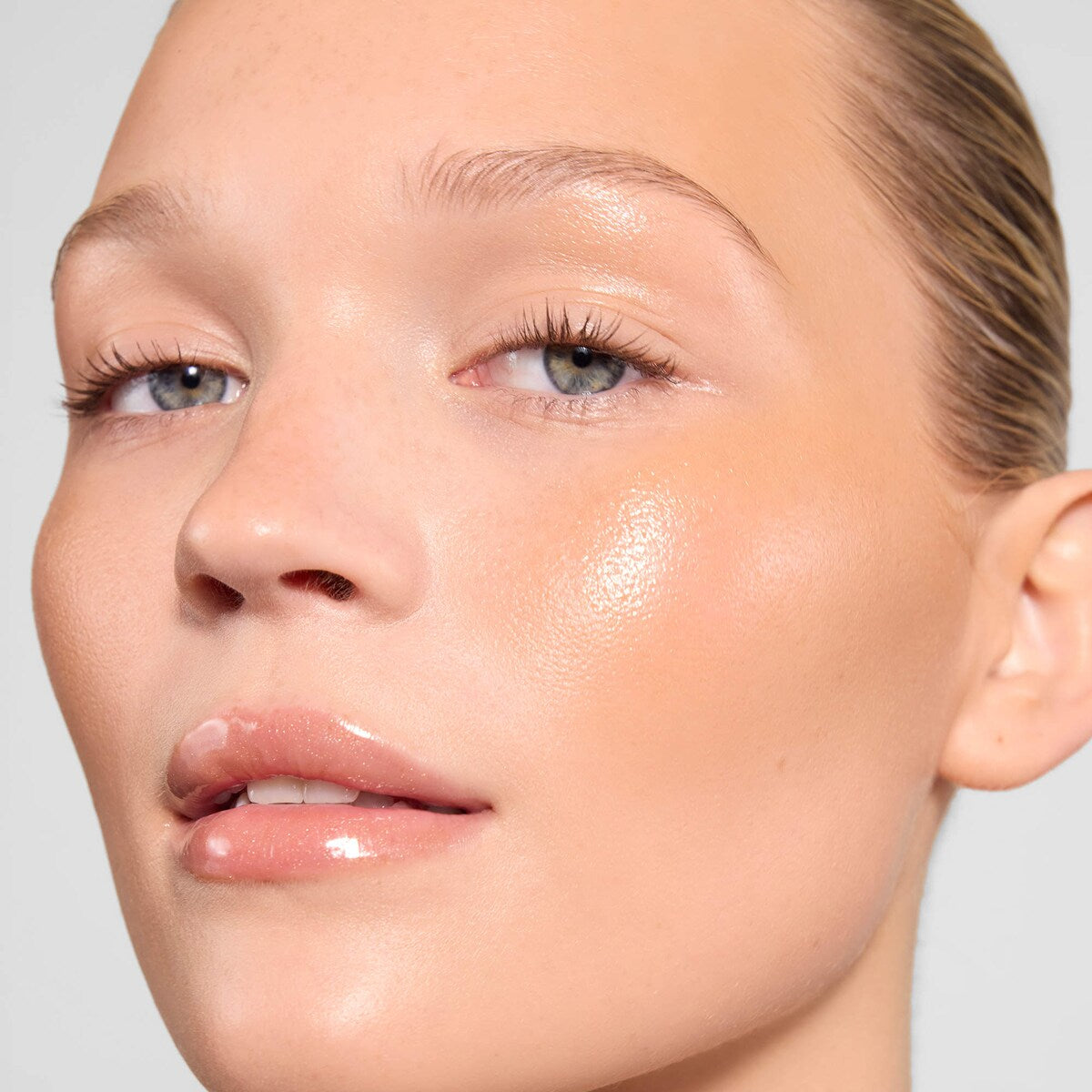 Topaz Collection: Shimmer Lip Gloss & Liquid Highlighter Set